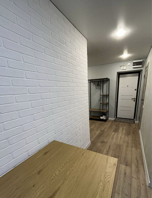 Сучасна 2к квартира в центрі Кам`янець-Подільський - зображення 8