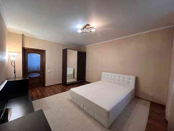 Продаж ПРОСТОРОЇ  3к квартири. Без комісії! Киев