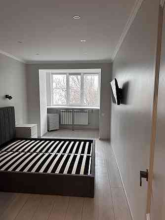 Продам двокімнатну квартиру  з новим ремонтом у Приморському районі. Одесса