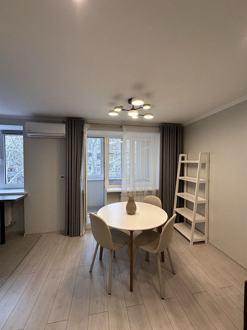 Продам двокімнатну квартиру  з новим ремонтом у Приморському районі. Одесса - изображение 2