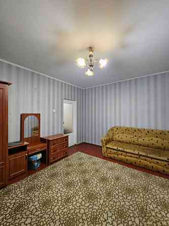 Оренда просторої двокімнатної квартири 45m2 в Дарницькому районі Киев