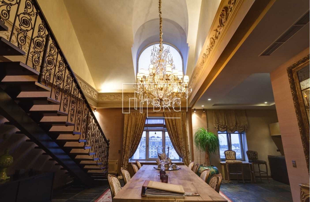 Аренда апартаментов 2 уровня 5к исторический центр Б.Житомирская без% Киев - изображение 6