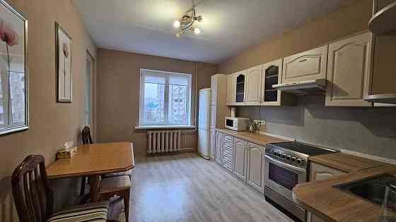 Оренда 2 кімн. квартири вул. Урлівська, 9, Осокорки, Позняки Киев