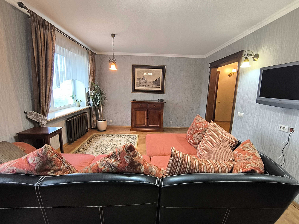 Здам 4 кімнатну квартиру, Дарницький, Ахматової 7/15 Київ - зображення 1