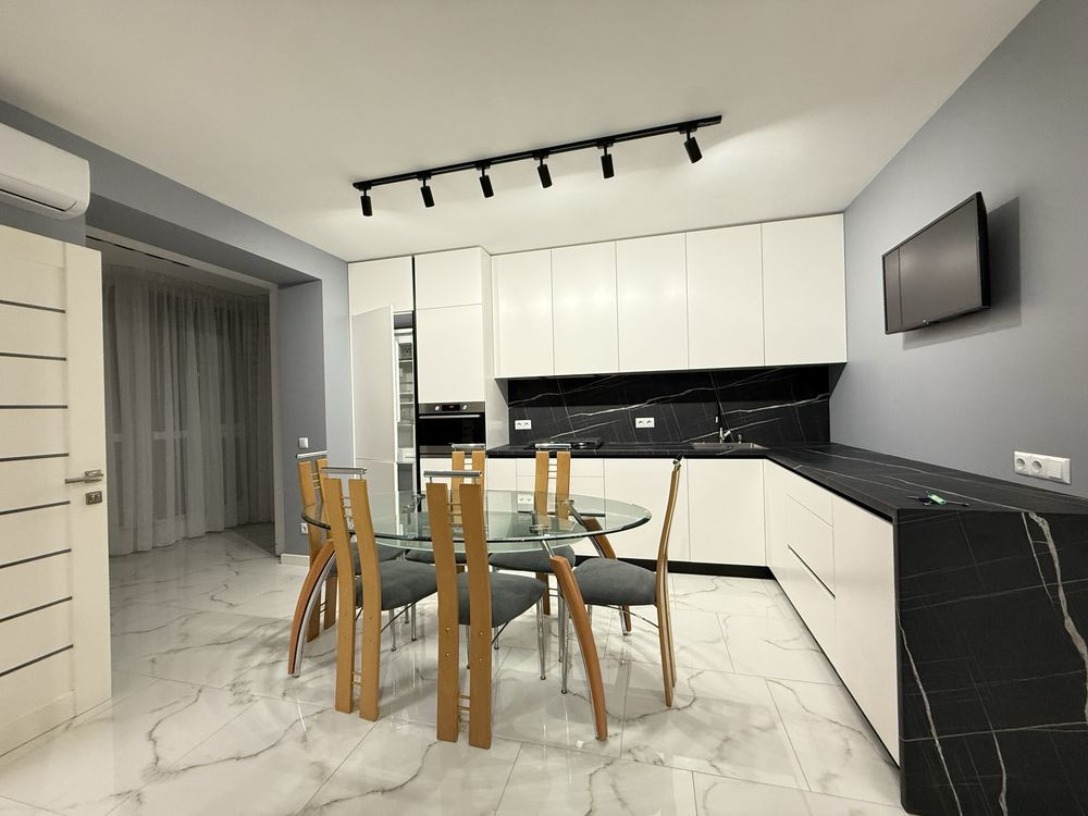 Оренда 1к квартири «Кришталеве Озеро» Чернівці - зображення 2