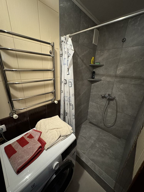 Здам житло в приватному будинку для 1-2хчол. 15 хв пішки від м.Теремки Хотов - изображение 5