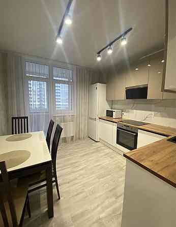 Сдам 1 ком квартиру м Осокорки Позняки Лебединый Київ