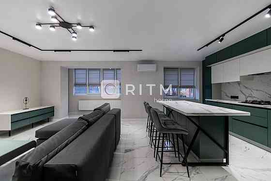 Топова 2 кім + кухня студія, Центр, Дизайнерський Ремонт Івано-Франківськ