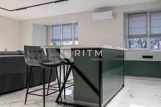 Топова 2 кім + кухня студія, Центр, Дизайнерський Ремонт Івано-Франківськ