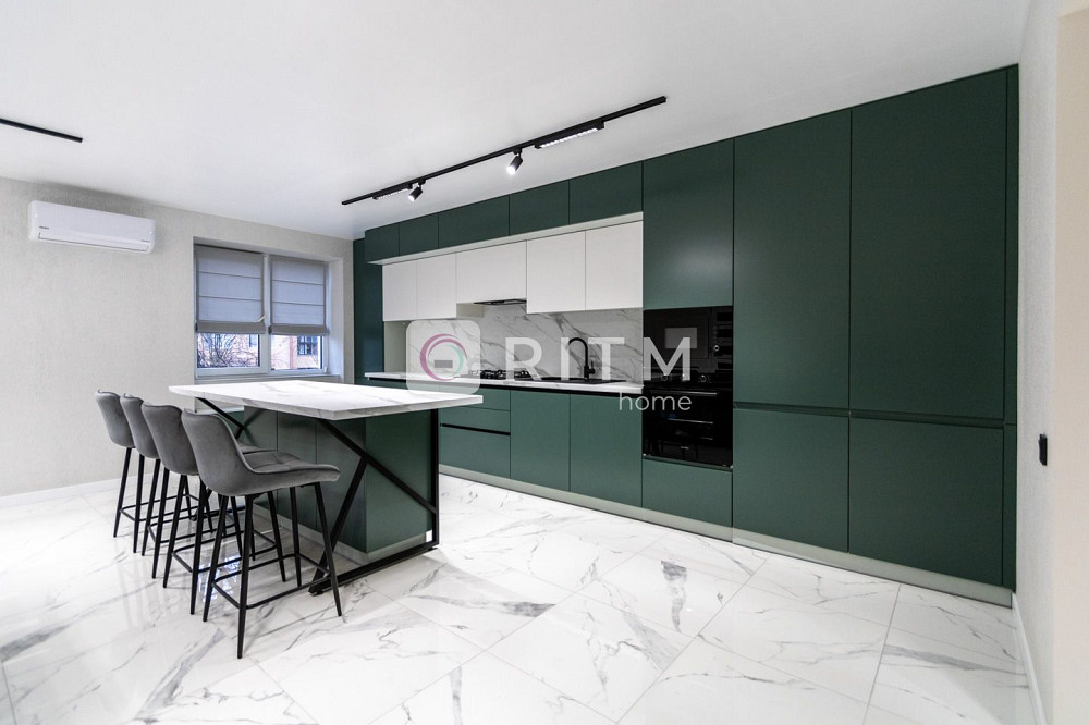 Топова 2 кім + кухня студія, Центр, Дизайнерський Ремонт Івано-Франківськ - зображення 6