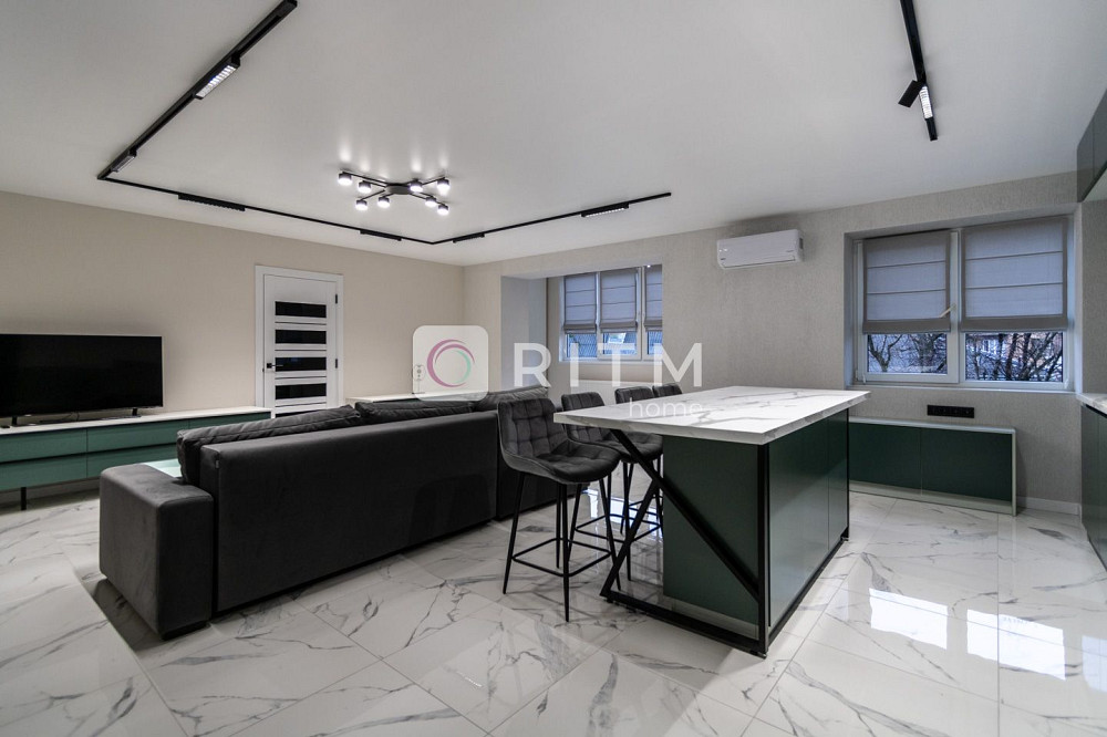 Топова 2 кім + кухня студія, Центр, Дизайнерський Ремонт Івано-Франківськ - зображення 4