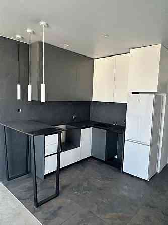 Продам видову євродвушку, Харківське шосе 19-Б.Без комісії Киев