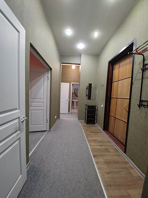 2к Сталинка с мебелью и техникой, пр.Яворницкого, есть лифт Дніпро - зображення 1