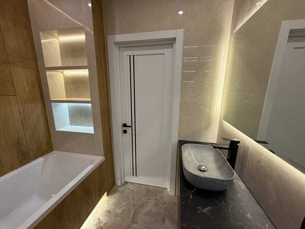 НОВИНКА! 2-кімнатна квартири з ремонтом неподалік міського парку! Ивано-Франковск - изображение 8