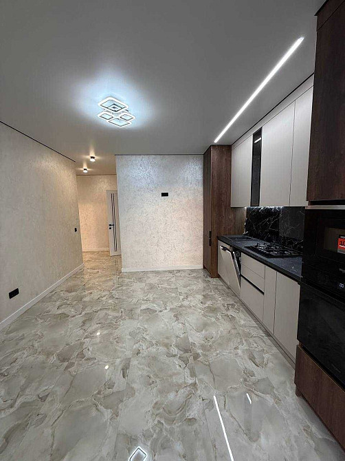 НОВИНКА! 2-кімнатна квартири з ремонтом неподалік міського парку! Ивано-Франковск - изображение 6