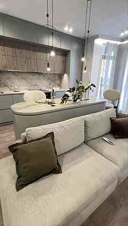 Квартира з ремонтом! Можна під є-оселю! 2% податки! Киев