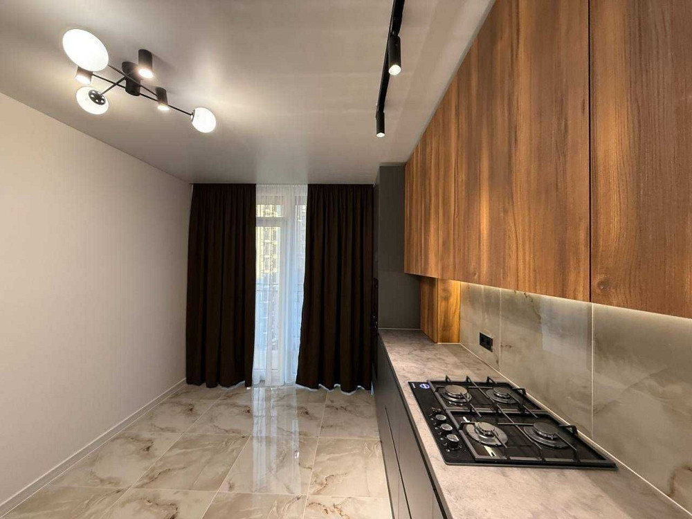 Вигідно! 1-кімнатна квартира з меблями та технікою в центрі міста Ивано-Франковск - изображение 4