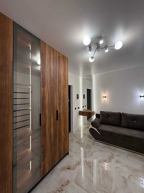 Вигідно! 1-кімнатна квартира з меблями та технікою в центрі міста Ивано-Франковск - изображение 5