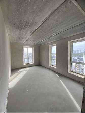 Продам двокімнатну квартиру в розвиненому районі з крутим виглядом! Ирпень