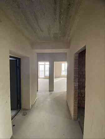 Продам двокімнатну квартиру в розвиненому районі з крутим виглядом! Ирпень