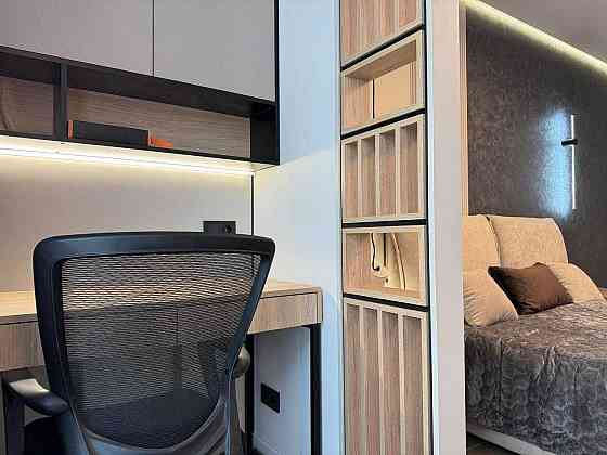 Стильна двокімнатна поруч міського озера у ЖК Manhattan Ивано-Франковск