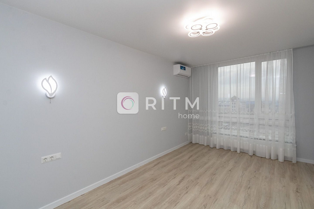 Стильна 1-кімнатна квартира з кухнею-студією в ЖК U One біля Veles Ивано-Франковск - изображение 8