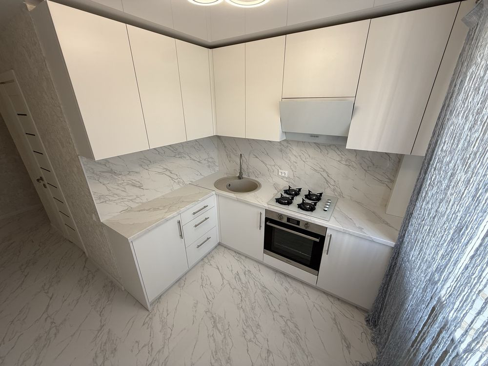 Продам новую 2х к.к после капитального ремонта Миколаїв - зображення 1