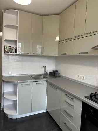 Без% Продаж 2к квартира Академіка Глушкова 30 Київ