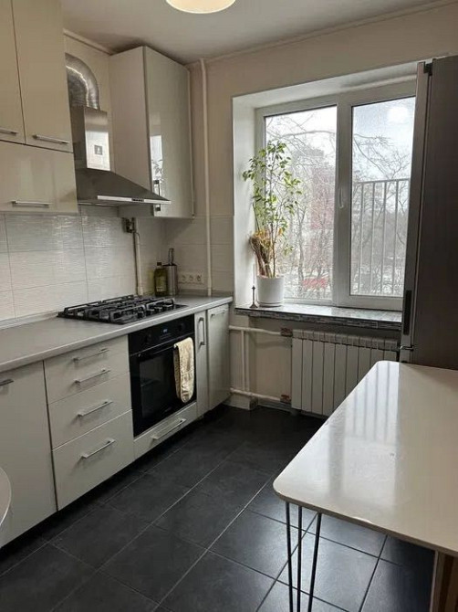 Без% Продаж 2к квартира Академіка Глушкова 30 Київ - зображення 2