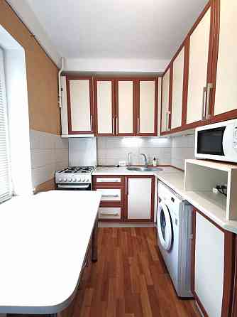 Продажа 2комн раздельной квартиры, метро Васильковская, ул.Сеченова 10 Київ