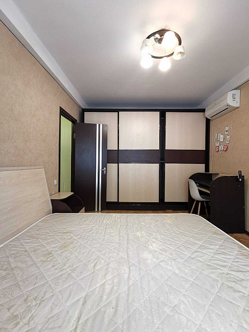 Продажа 2комн раздельной квартиры, метро Васильковская, ул.Сеченова 10 Київ - зображення 1