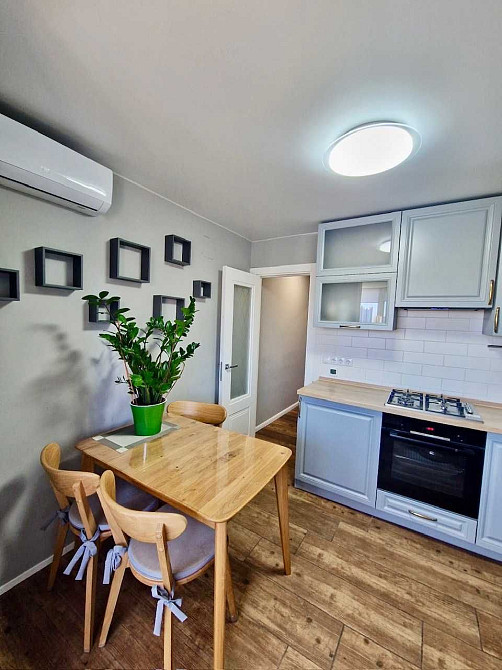 Продаж 3-кім.квартири з ремонтом, Березняки, вул. Березняківська, 36 Київ - зображення 1