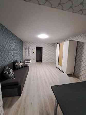 Продам укомплектовану однокімнатну квартиру, в новобудові Ровно