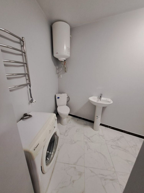 Продам укомплектовану однокімнатну квартиру, в новобудові Ровно - изображение 7