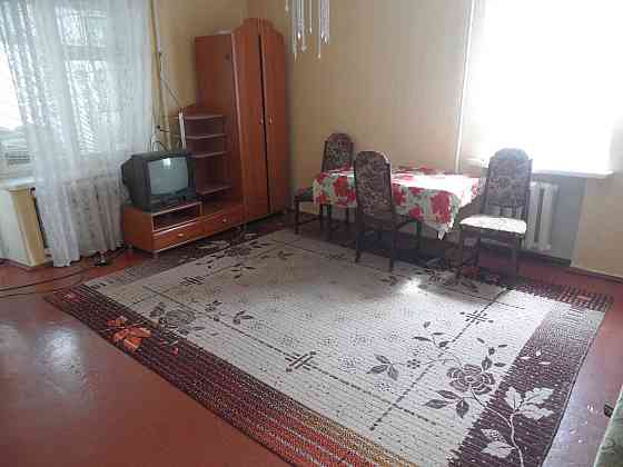 Сдаю однокомнатную квартиру на Васляева (ул.Театральная ). Николаев