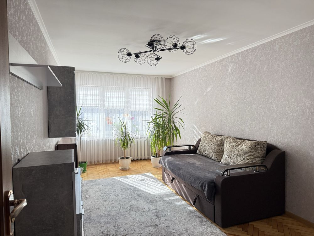 Оренда 2к квартири Пилипа Орлика Чернівці - зображення 1