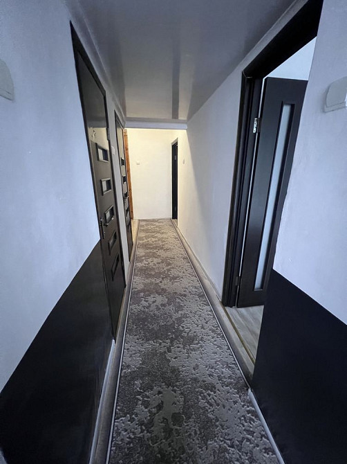 оренда квартири , мебльована, та з технікою, є гараж. Дубно - зображення 5