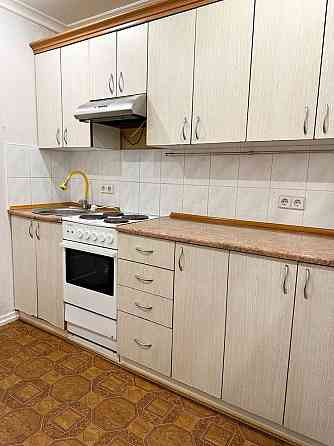 Здам 1 кімнатну, КОМАРОВА (р-н ІВАСЮКА), МЕБЛІ та ТЕХНІКА, вільна! Чернівці