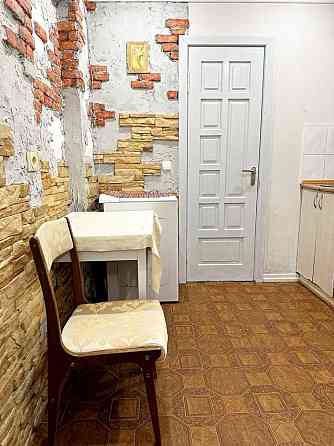 Здам 1 кімнатну, КОМАРОВА (р-н ІВАСЮКА), МЕБЛІ та ТЕХНІКА, вільна! Чернівці