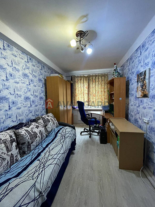 Продам 2- к квартиру на Черемушках Кам`янське (Запорізька обл.) - зображення 1