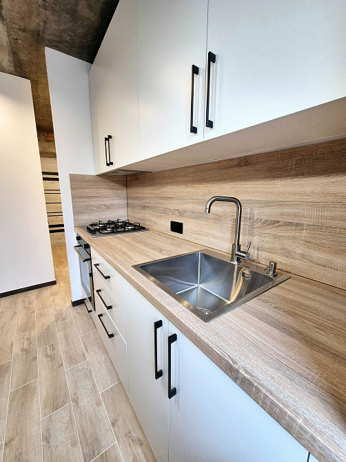 √ 1 кімнатна квартира в стилі сучасного ЛОФТУ Рівне - зображення 8