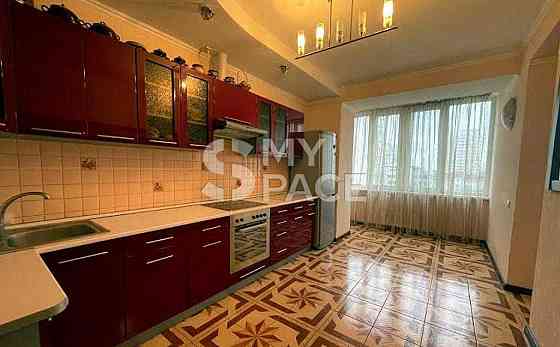 Теремки 2к квартира 77кв .м Ю. Здановської (Ломоносова), 56 ЛІКО Киев