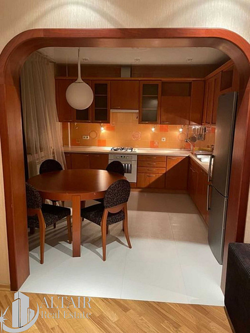 Центр! Дом со шпилем! Сталинка!Продам 3 комнатную квартиру 86 м2 VI Харків - зображення 1