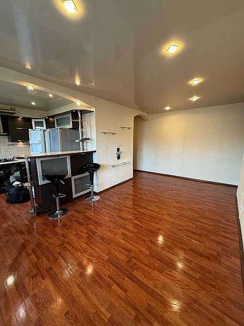 Продається 3-кімнатна квартира Дніпро - зображення 1