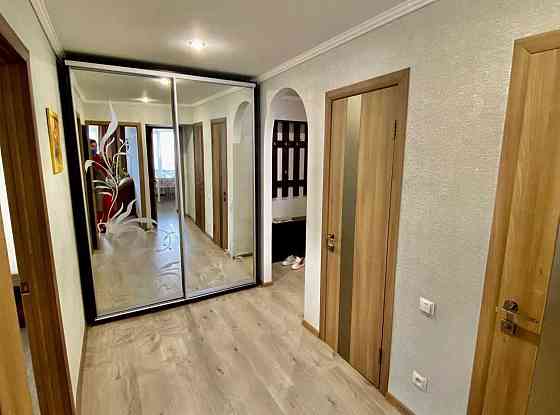 Продається гарна 2-х кімнатна квартира, мікрорайон Північний ц2 Миколаїв