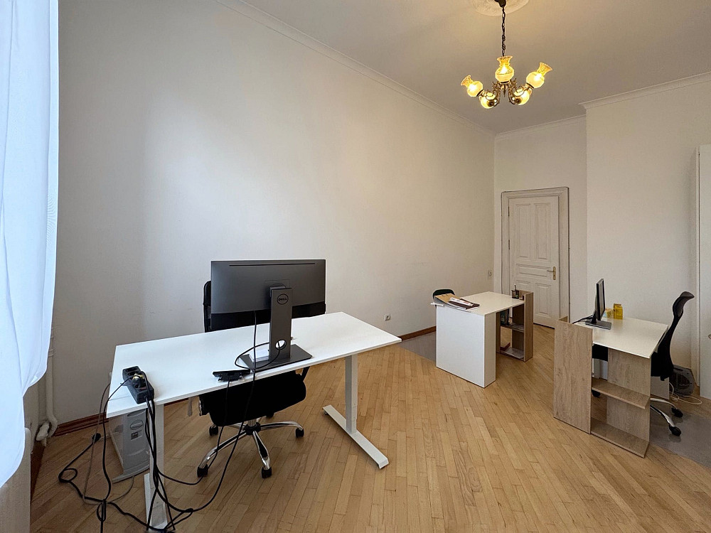 Унікальний простір в центрі міста Львов - изображение 7