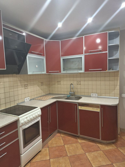 Сдам реальную с капремонтом 2 кв в новострое м.Победы 1 мин. Харьков - изображение 1