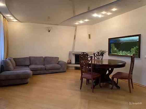 Продаж трикімнатної квартири в новобудові по вул.Чупринки. Львов