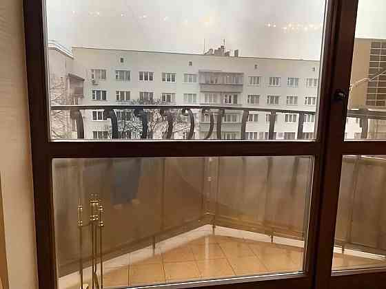 Продаж трикімнатної квартири в новобудові по вул.Чупринки. Львов