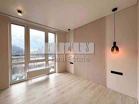 Срочная продажа 3 кв 70 метров Севен Днепровская. набережная 20А Киев